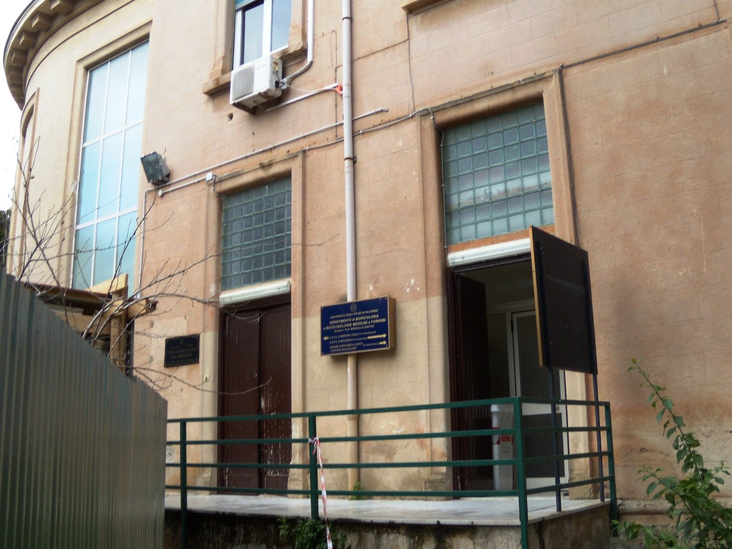 The Institute of forensic pathology (1).JPG